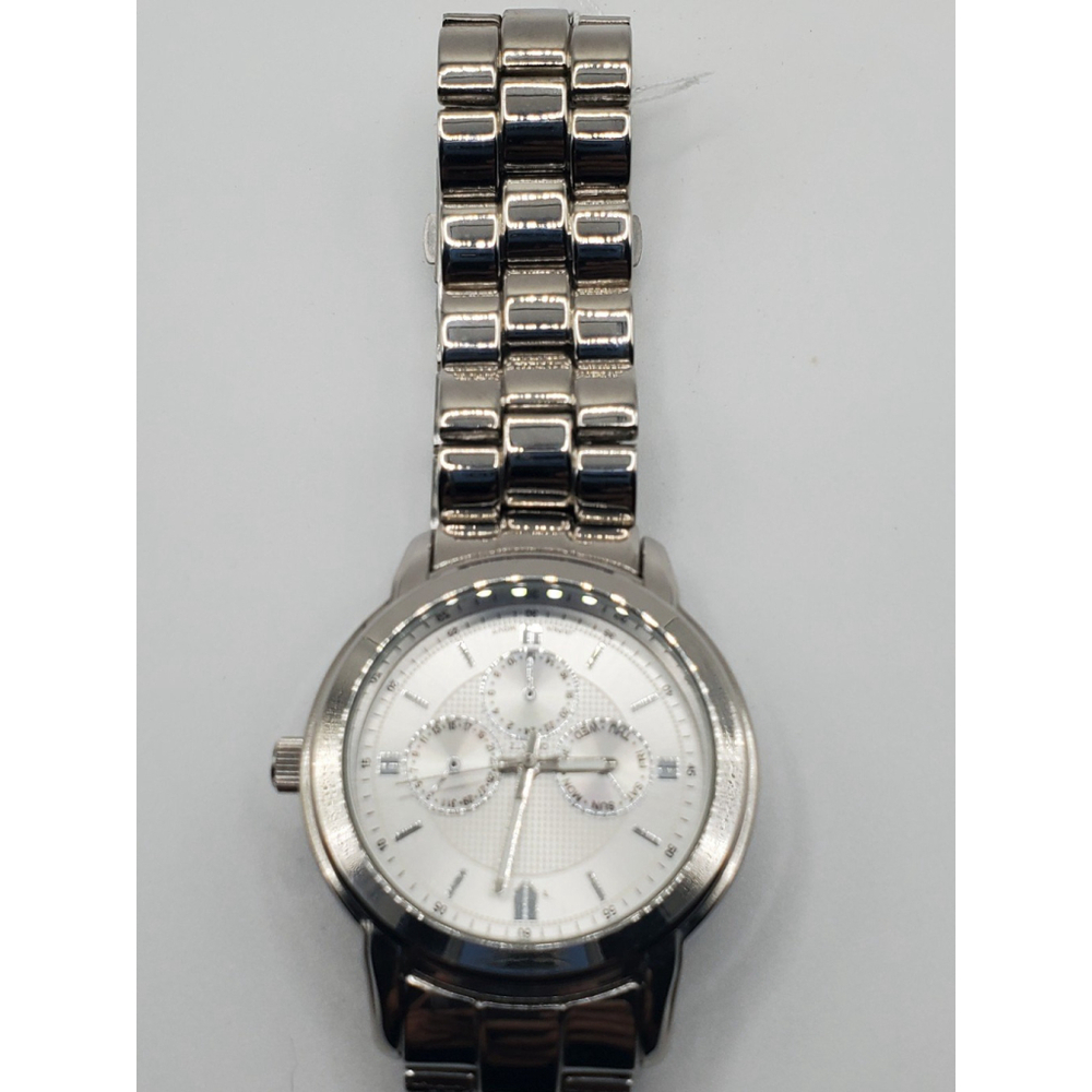Mens Watch - Picture 3 of 5